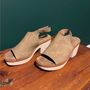 Pierre Dumas Tan Open-Toe Block Heels